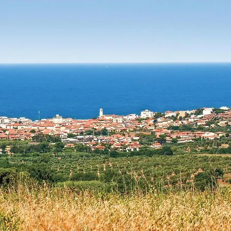 7 Bedroom Amazing In Ferienhaus Campiglia Marittima